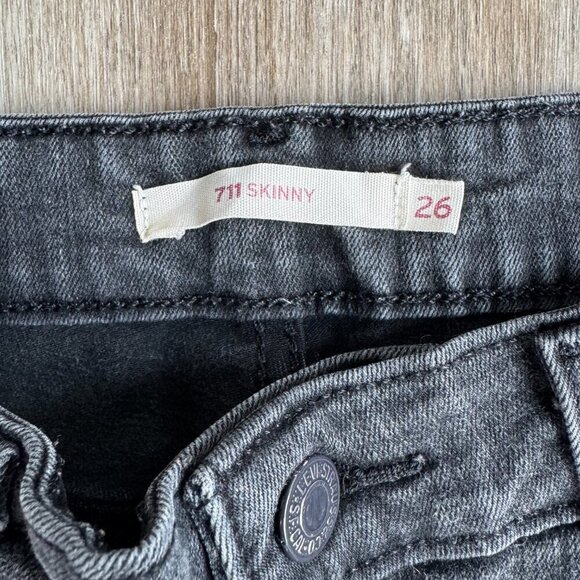 Levi's 711 Black Distressed Skinny Jeans Women's Denim Size 26 - Picture 3 of 5